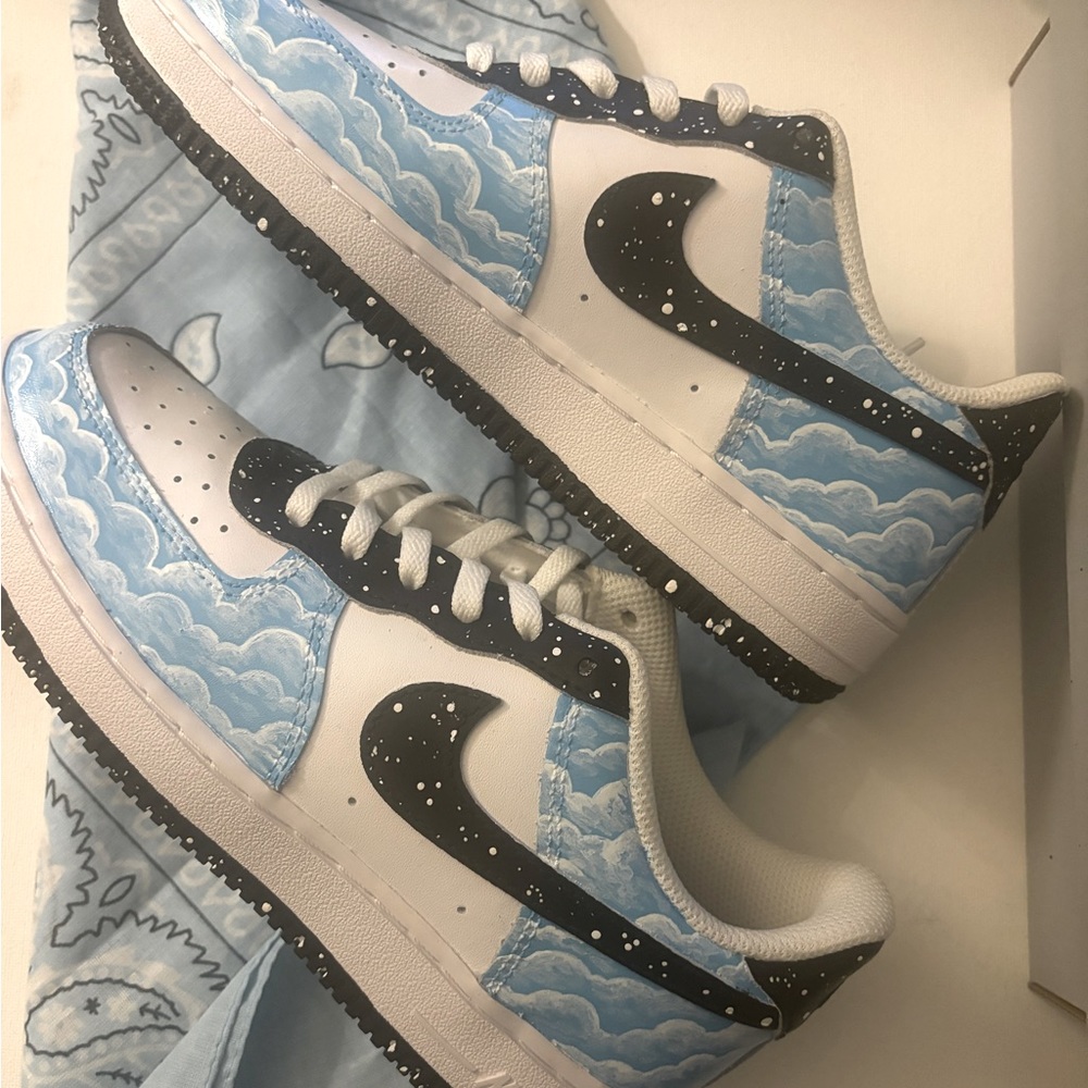 Custom Air Force 1 “Day and Night” colorway